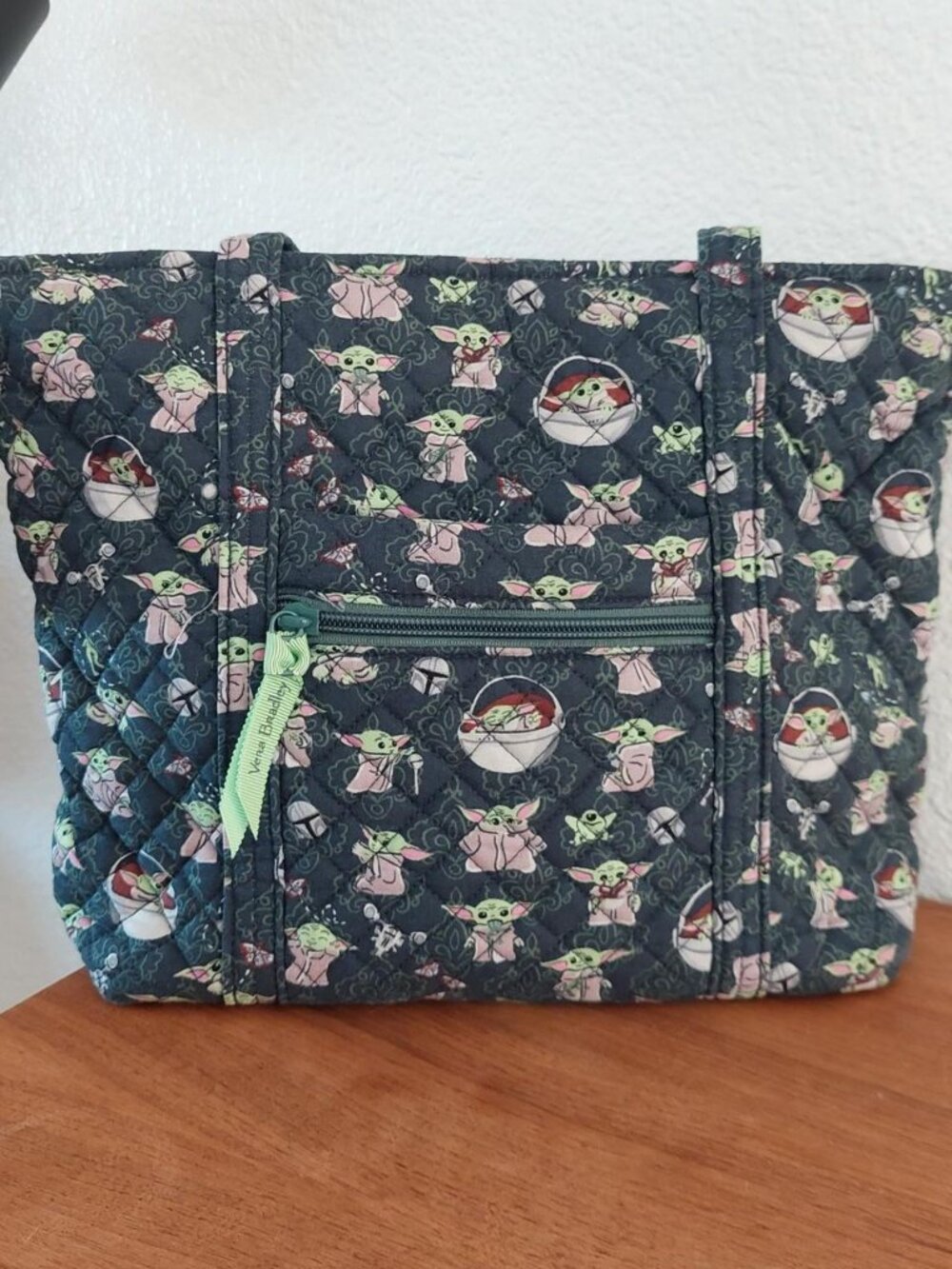 RARE Ivera bradley Quilted Star Wars Grogu Medallion (Baby Yoda) tote bag with r